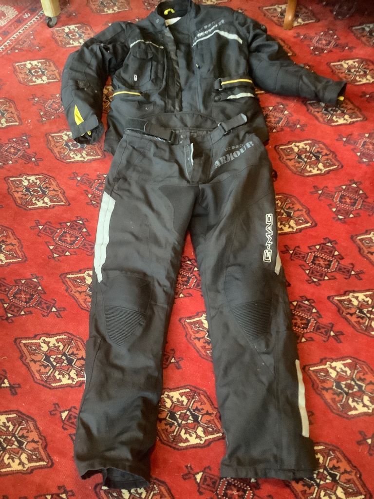 🏍️ G-MAC URBAN ARMOUR WINTER 🥶 WATERPROOF TEXTILE MOTORCYCLE SUIT (SIZE SMALL)