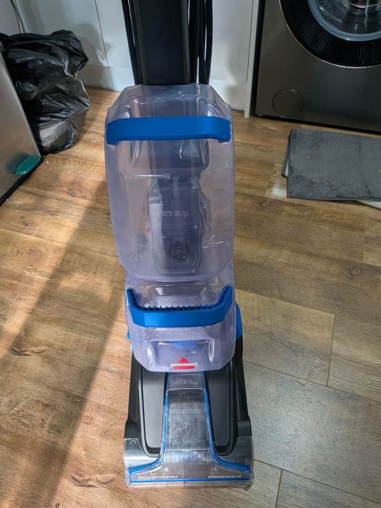 BISSELL Carpet Cleaner - excellent condition 