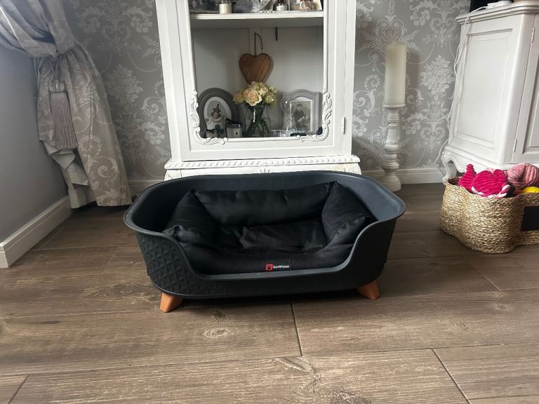 Dog bed