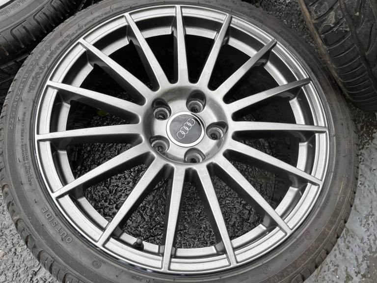 *Refurbished* Genuine 18" Audi DTM Alloy Wheels & Tyres 5x112 A3/A4