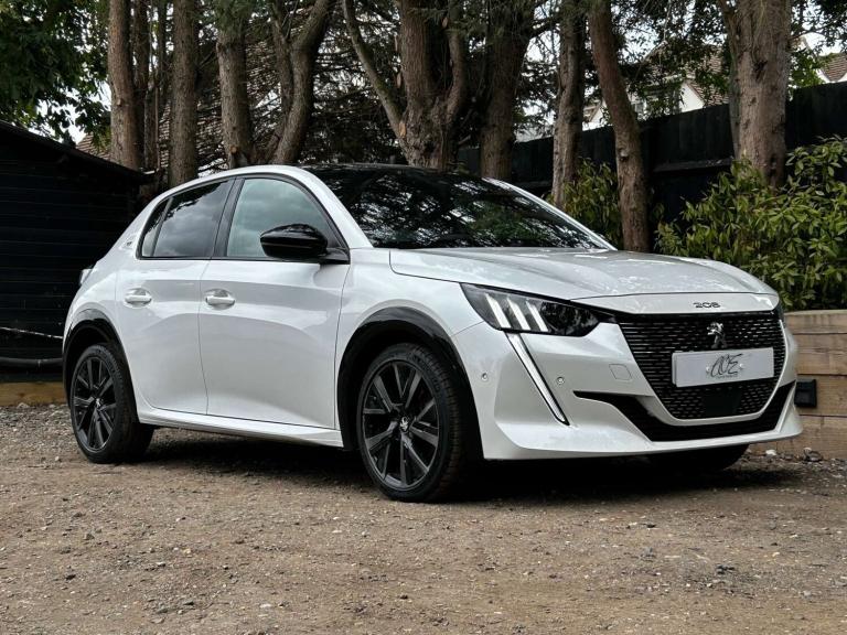 2021 Peugeot 208 1.2 208 GT Premium PureTech S/S 5dr Hatchback Petrol Manual