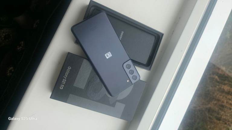 Samsung S21 