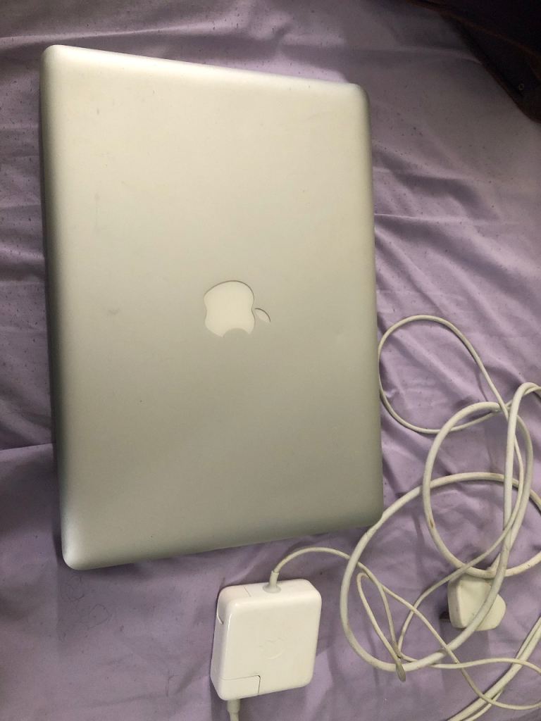 Apple MacBook Pro Laptop with Charger – Good Condition