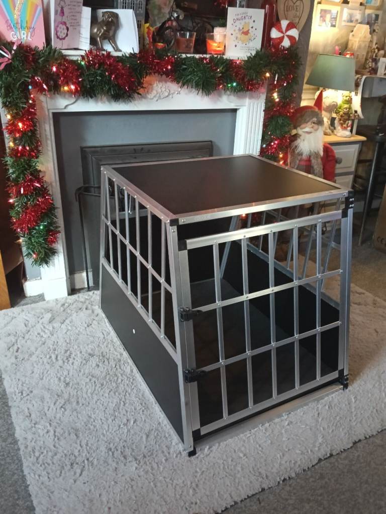 Metal Dog crate feel free to contact me 