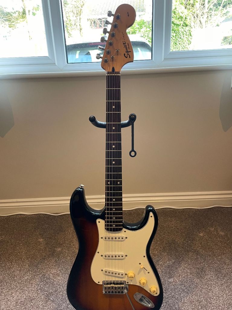 Squier Strat