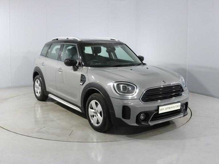 MINI COUNTRYMAN 1.5 Cooper Classic 5dr