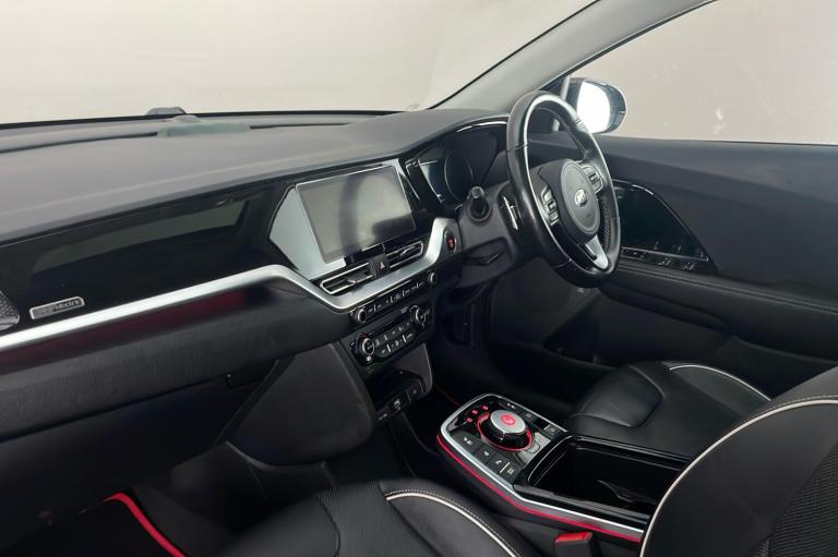  Kia Niro Electric 64kwh 4 Plus Suv 5dr Electric Auto 201 Bhp Electric