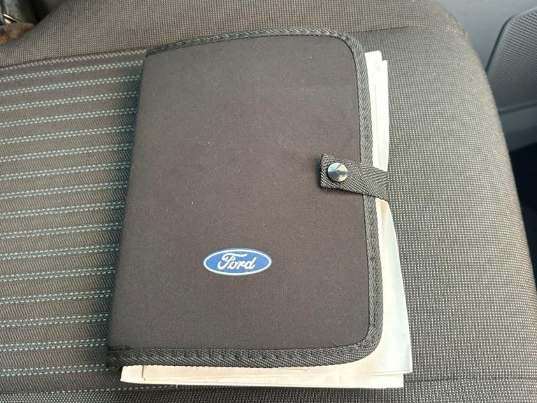 2017 Ford Transit 2.2 TDCi 125ps H2 15 Seater Trend NA DIESEL Manual