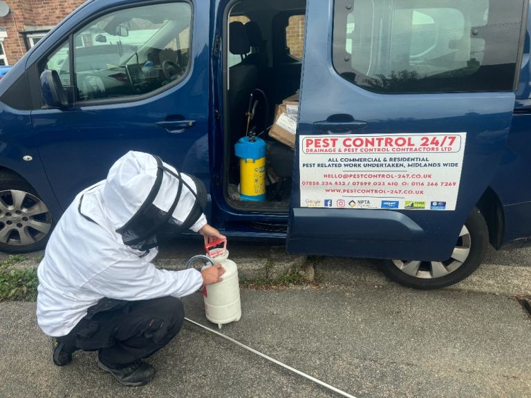 NEWPORT PEST CONTROL SERVICES; NPTA ACCREDITED. BED BUGS COCKROACHES +. COMMERCIAL & RESIDENTIAL
