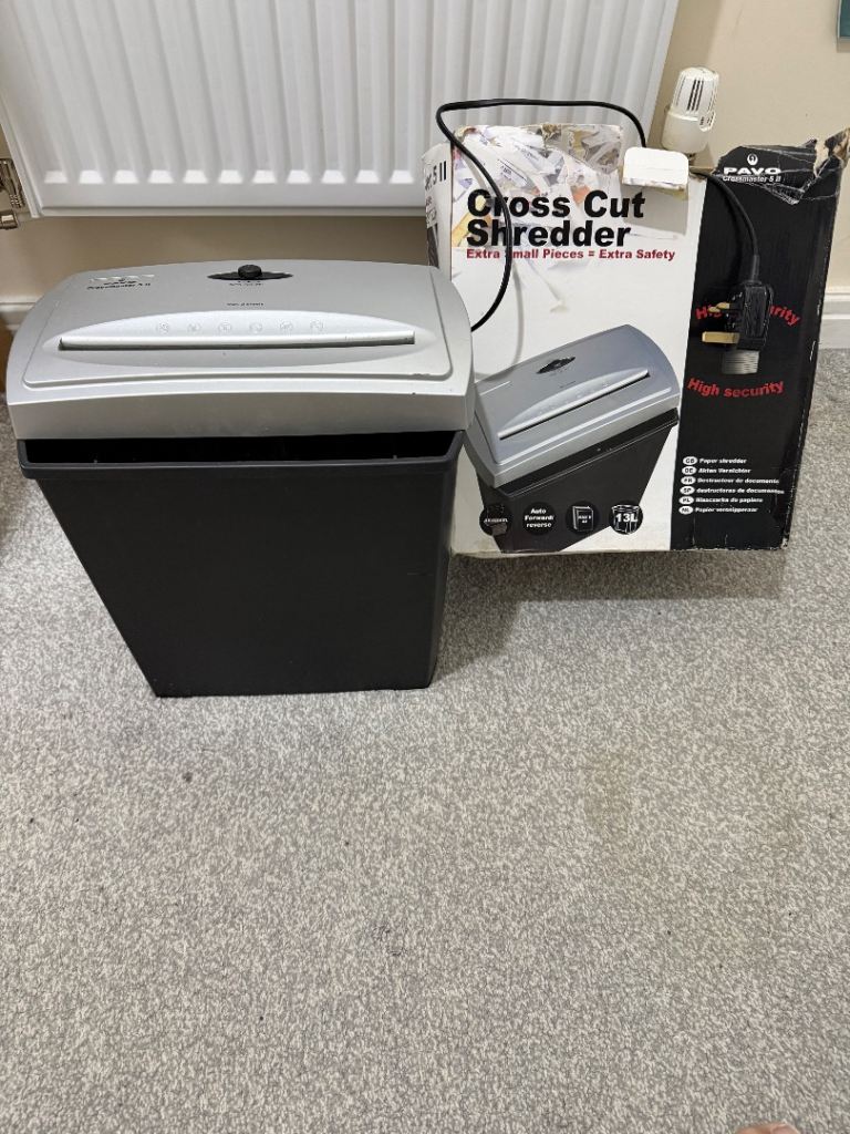 image for The Pavo Crossmaster 5 II Paper Shredder