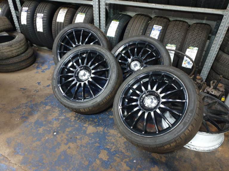 Alloy wheels 18" team dynamics 