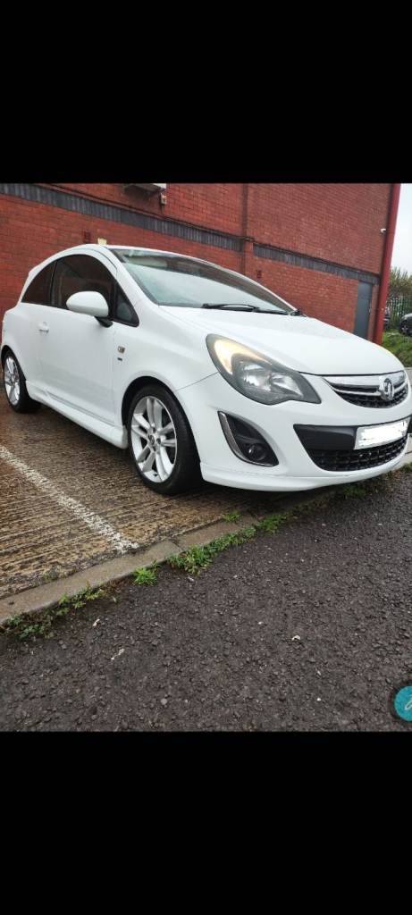 (High spec) Vauxhall Corsa (Limited Edition) SXI (3 Door)