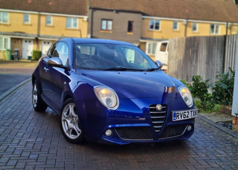 Alfa Romeo, MITO, Hatchback, 2012, Manual, 1598 (cc), 3 doors