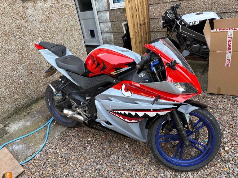Yamaha, YZF, 2008, 124 (cc)