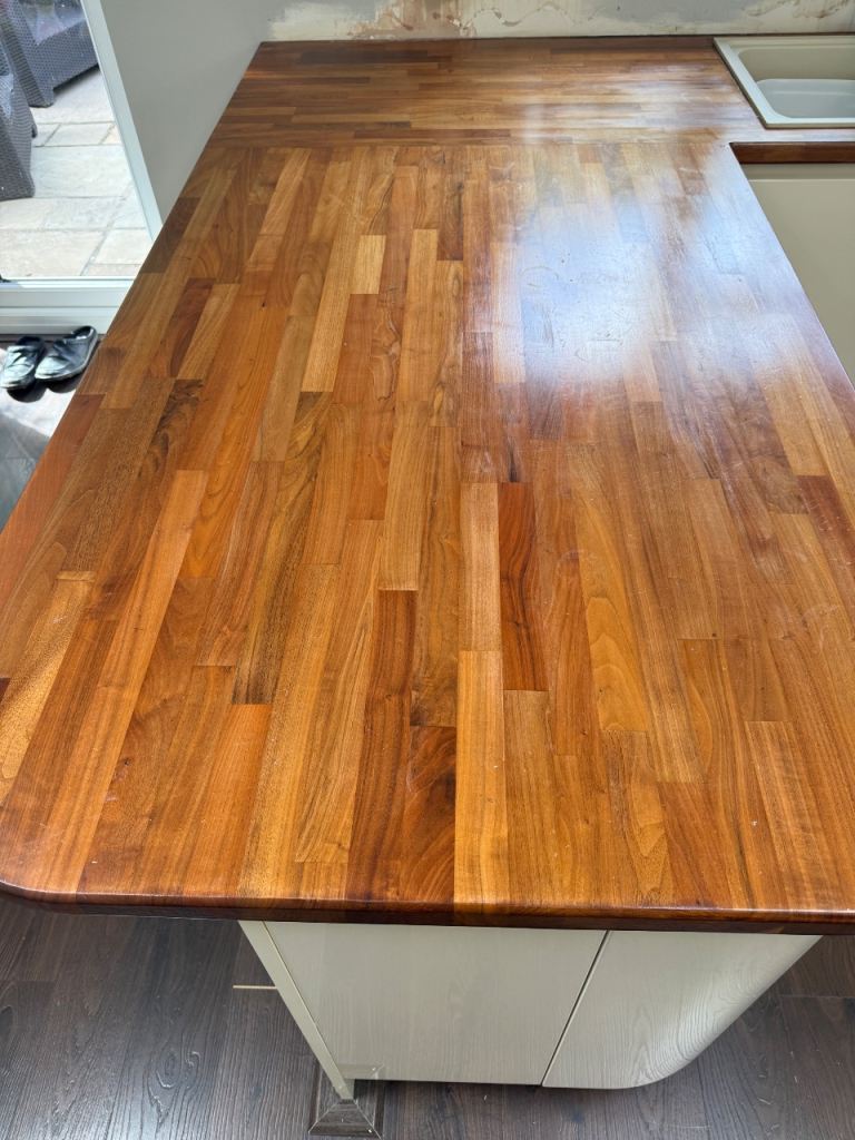 American walnut - Solid Wood Kitchen Worktop - Good Condition