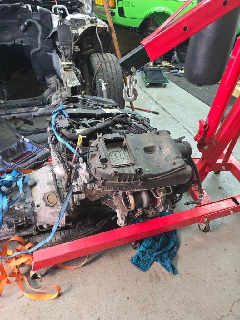 Engine for Mercedes Benz W204 W212 2.1 CDI OM651.911  (no gear box)