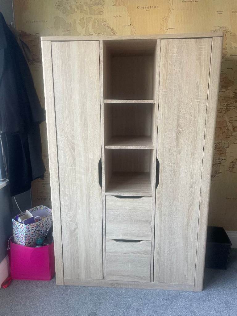 Next compton triple robe wardrobe great condition