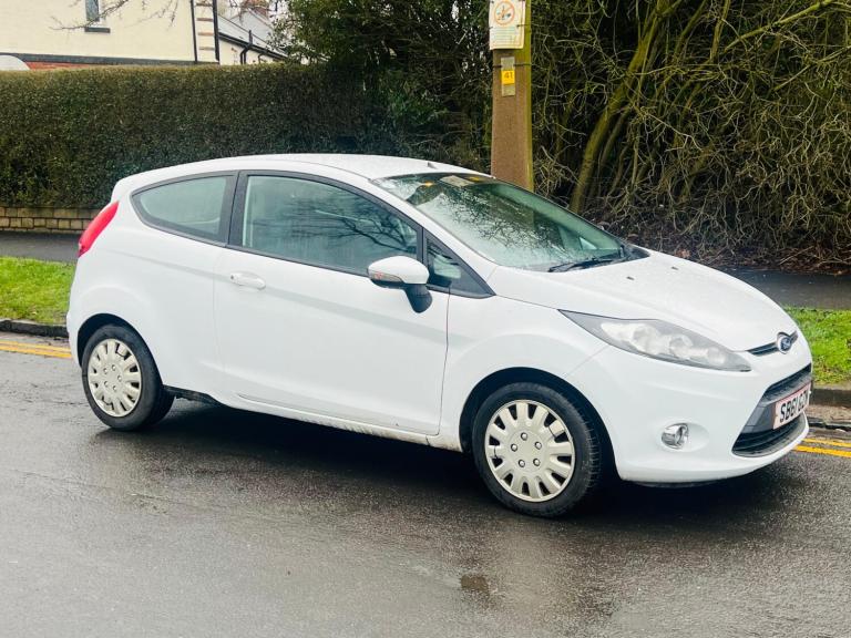 2011 Ford Fiesta 1.25 Edge 3dr HATCHBACK Petrol Manual
