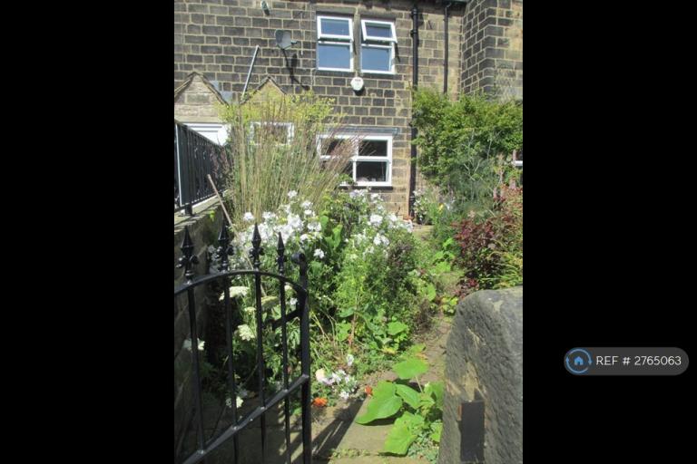 2 bedroom house in London Street, Rawdon, LS19 (2 bed) (#2765063)