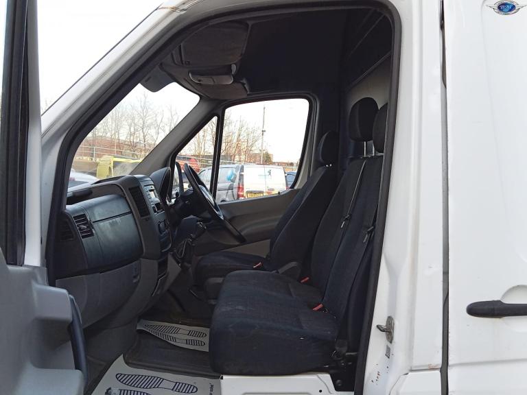 MERCEDES-BENZ SPRINTER 2.1 313 CDi White Manual Diesel 2016
