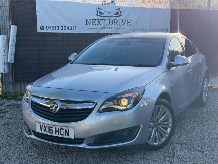 2016 Vauxhall Insignia 2.0 CDTi Tech Line Auto Euro 6 5dr HATCHBACK Diesel Automatic