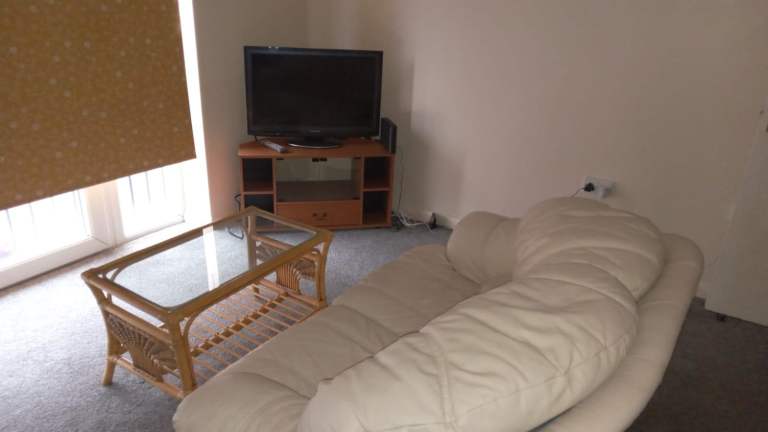 2 bed flat available in kettering - 1st floor flat - £1100
