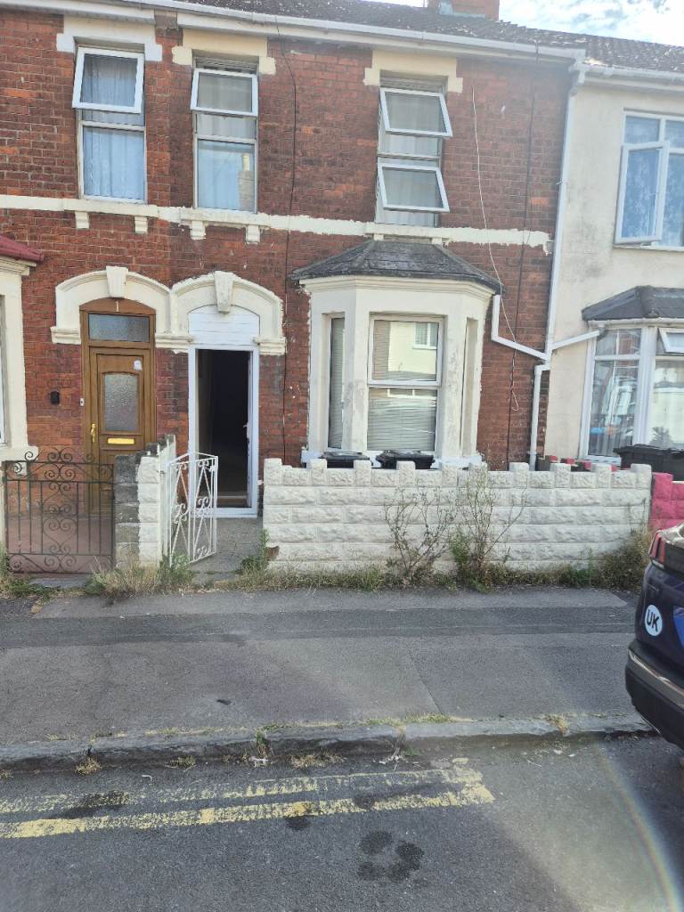 5 Bedrooms Property to Let in SN1 2 EU, Swindon