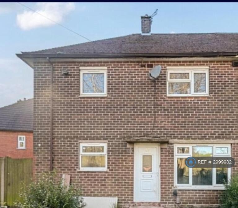 3 bedroom house in Wendling Close, Stoke-On-Trent, ST2 (3 bed) (#2999932)