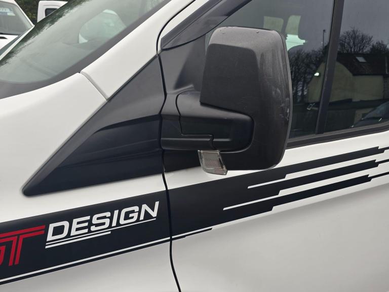 2019 Ford Transit Custom 2.0 TDCi 105ps Low Roof D/Cab Van PANEL VAN DIESEL Manual