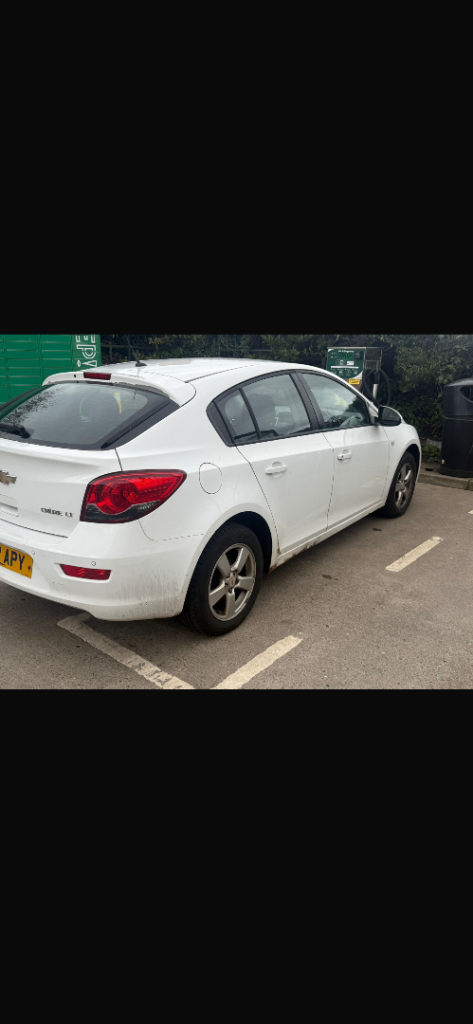 Chevrolet, CRUZE, Hatchback, 2012, Manual, 1598 (cc), 5 doors