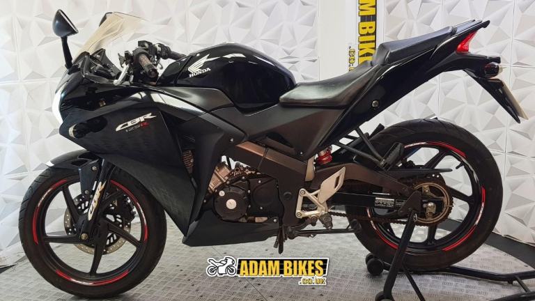 2013 Honda CBR 125 R | *WARRANTY PROVIDED* 