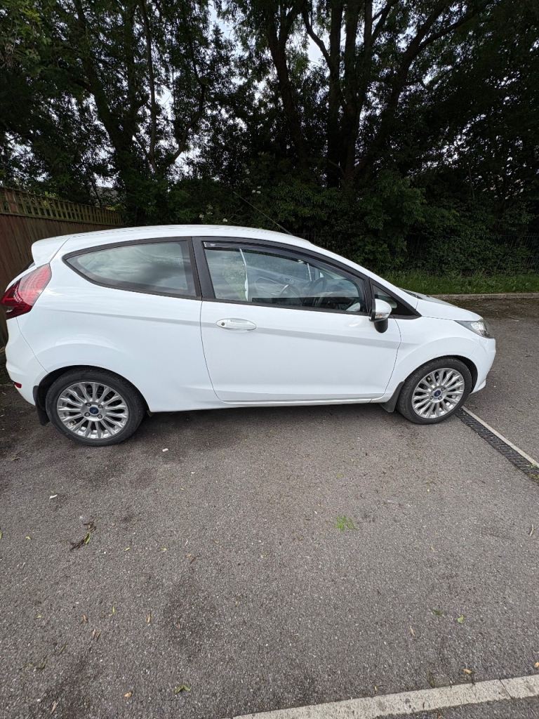 Ford, FIESTA, Hatchback, 2009, Manual, 1560 (cc), 3 doors