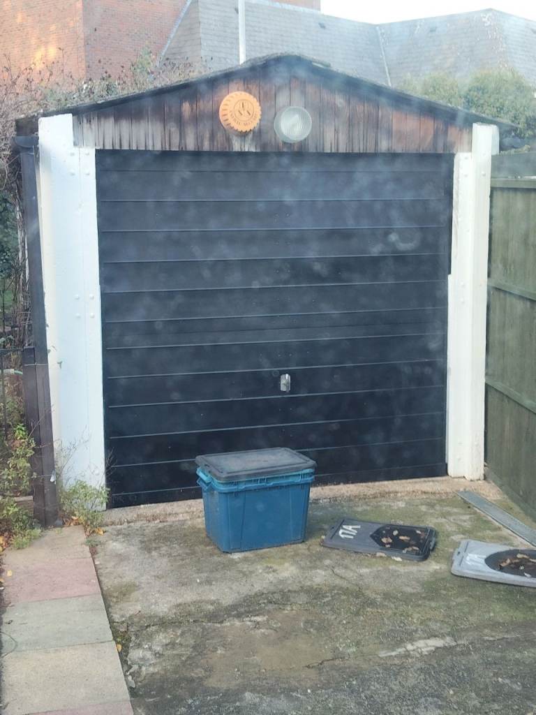 Garage door - Available in East London