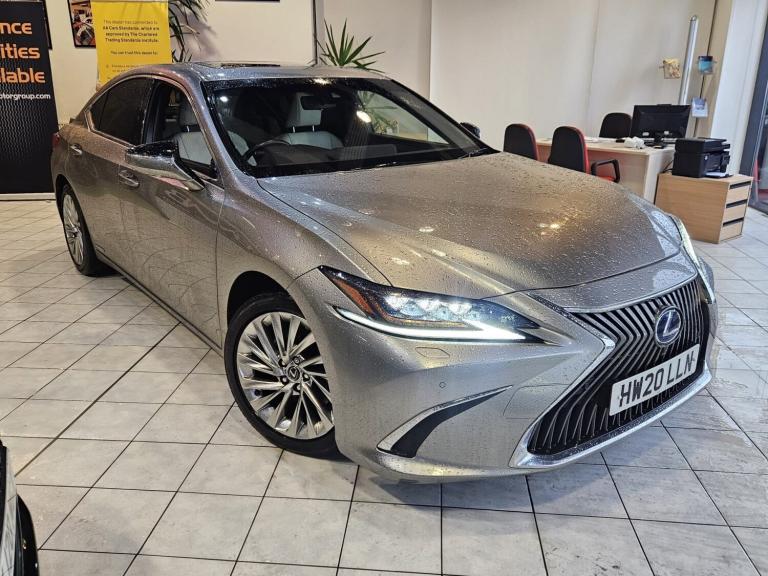 LEXUS ES 2.5 300h Takumi 2020