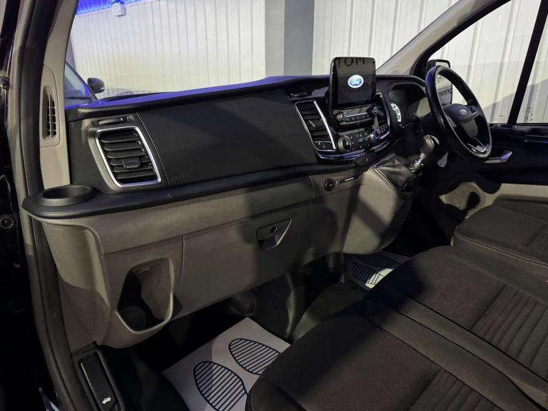 2022 Ford Transit Custom 2.0 Transit Custom 300 Limited EcoBlue 5dr Panel Van Diesel Manual