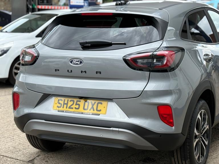 2025 Ford Puma 1.0 EcoBoost Hybrid mHEV Titanium, UNDER 350 MILES, MAY 2028 FORD WARRANTY, HATCHB...