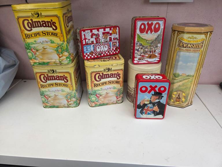 Vintage tins 