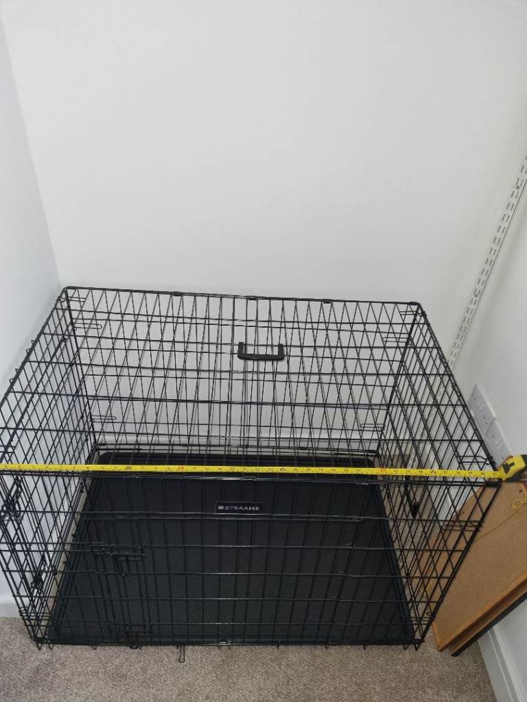 Xl dog crate with removable tray