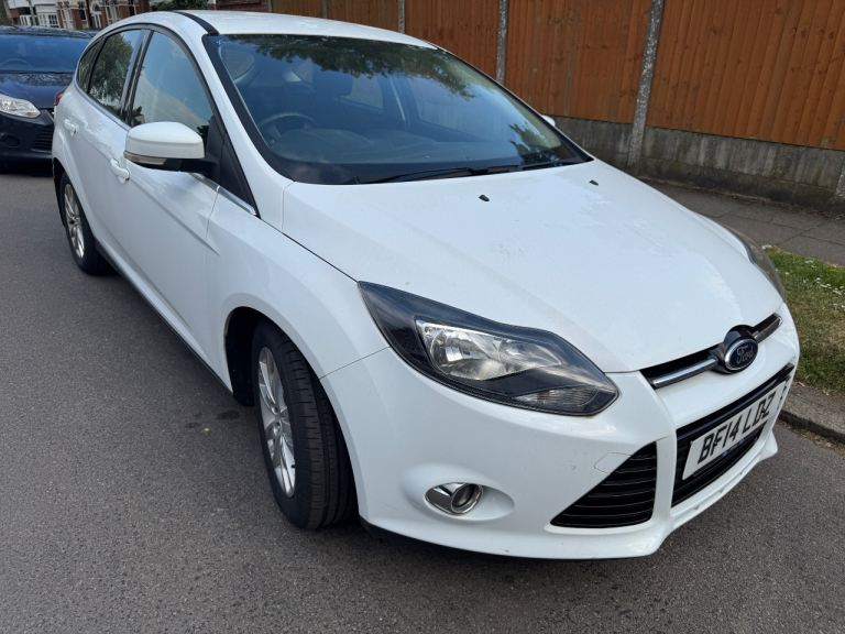 Ford, FOCUS, Hatchback, 2014, Manual, 998 (cc), 5 doors