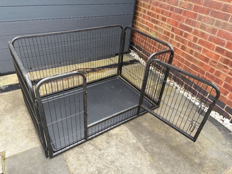 Large heavy duty pet pen with floor