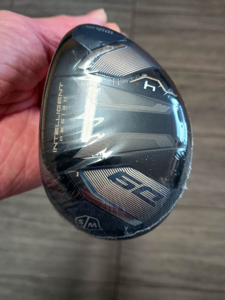 Wilson Staff D9 4 Hybrid 