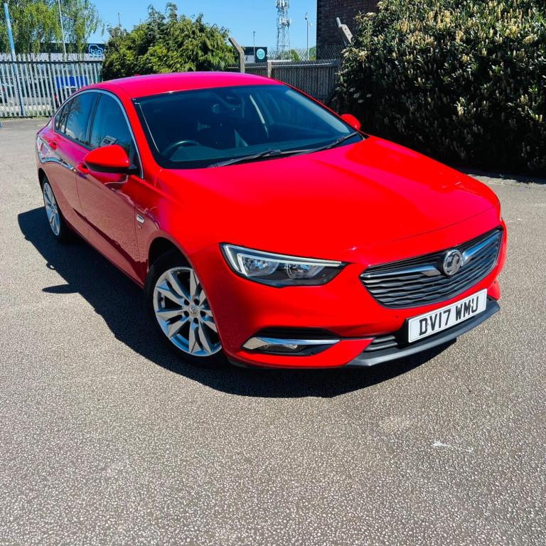 2017 Vauxhall Insignia 2.0 Turbo D BlueInjection SRi Nav Grand Sport Euro 6 (s/s) 5dr HATCHBACK D...