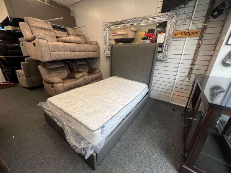 Honey single bed £150