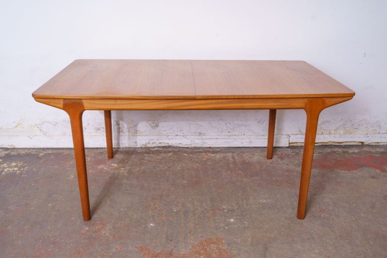McIntosh mid-century teak double extending T3 dining table  