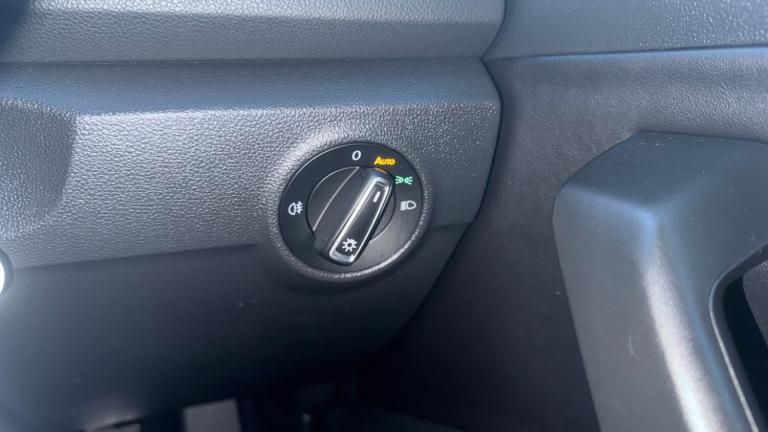 2022 Volkswagen T-Roc 1.5 TSI R-Line 5dr Petrol Hatchback Hatchback Petrol Manual