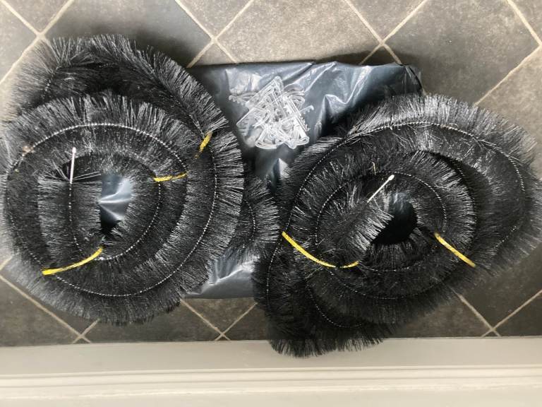 Hedgehog gutter brush guard 2 rolls 4000mm x 100mm plus clips