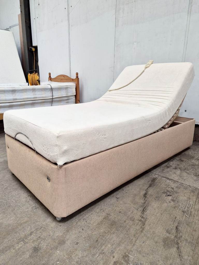 TEMPUR Single ELECTRIC Bed Single Mattress 3ft Divan Base ADJUSTABLE Bed USED