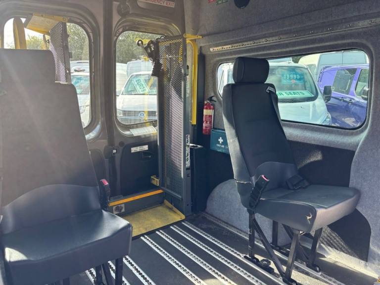 2018 18 RENAULT TRAFIC MINIBUS  ENERGY 29 BUSINESS  5DR DIESEL MANUAL LWB HIGH R