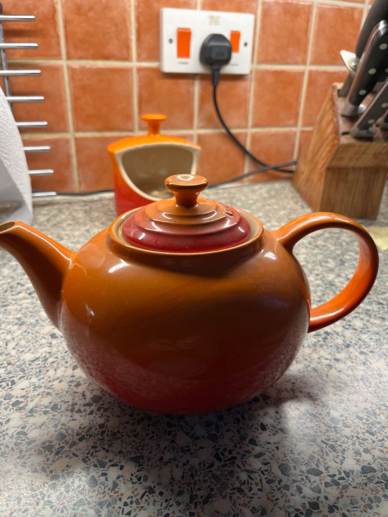 image for Le Creuset 1.3 ltr Teapot Volcanic
