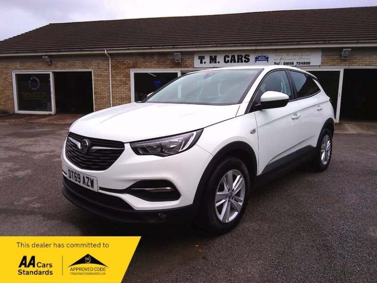 Vauxhall Grandland X SE